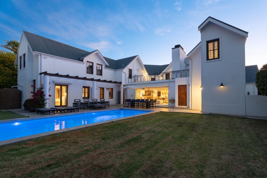 5 Bedroom Property for Sale in Paradyskloof Western Cape